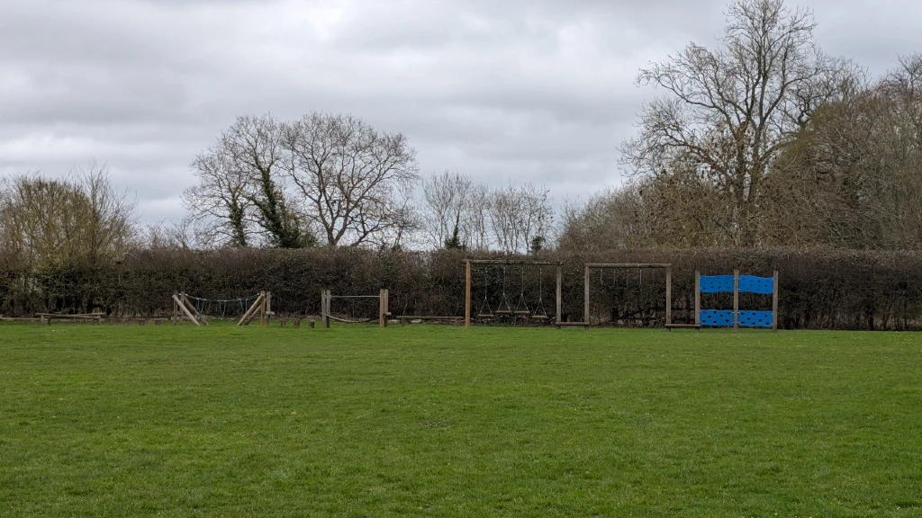 Guide Centre trim trail